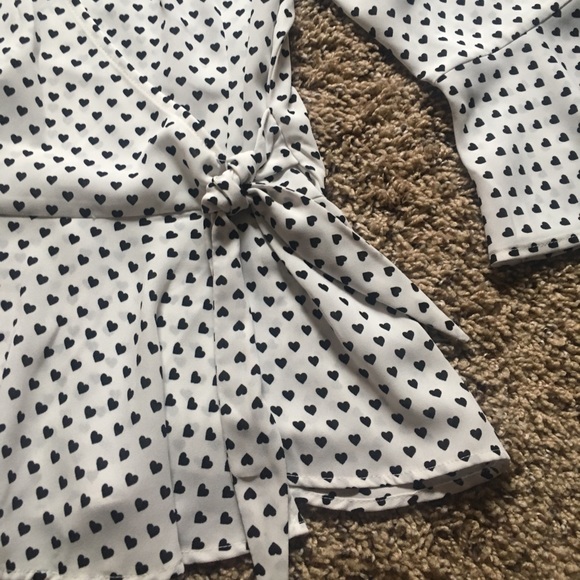 Candies Top - Picture 8 of 8